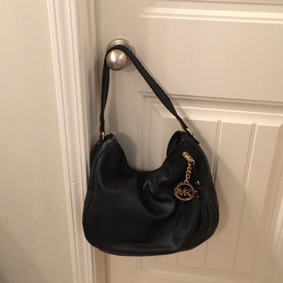 Michael Kora black leather Bennett hobo. - Picture 2 of 4